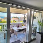 D & N Apartment