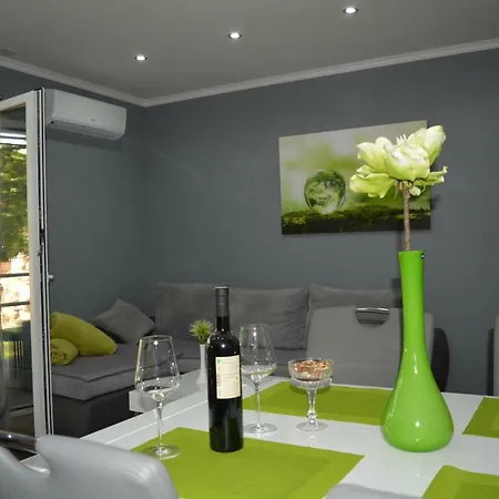 Apartmán D & N Kaštela